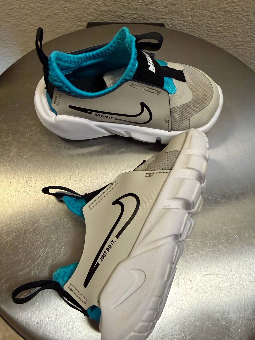 Nike Kids Sneakers Gray, White & Teal